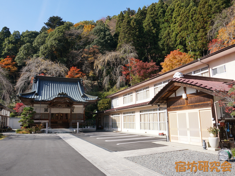 本行坊の境内