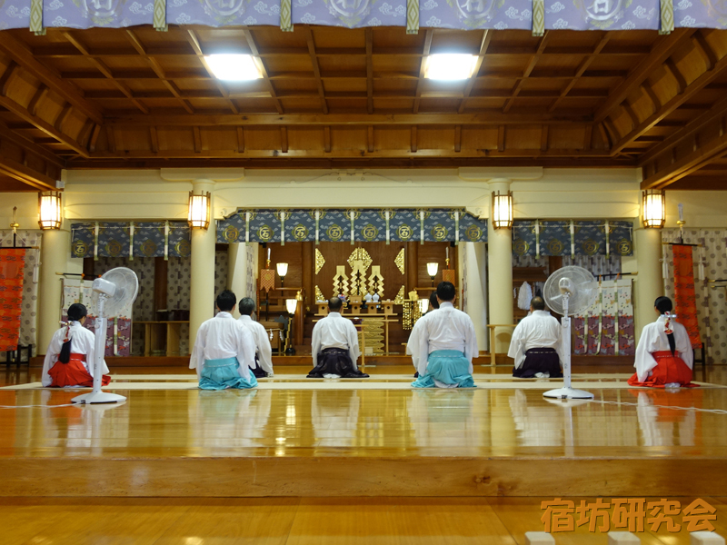 石鎚神社の朝拝