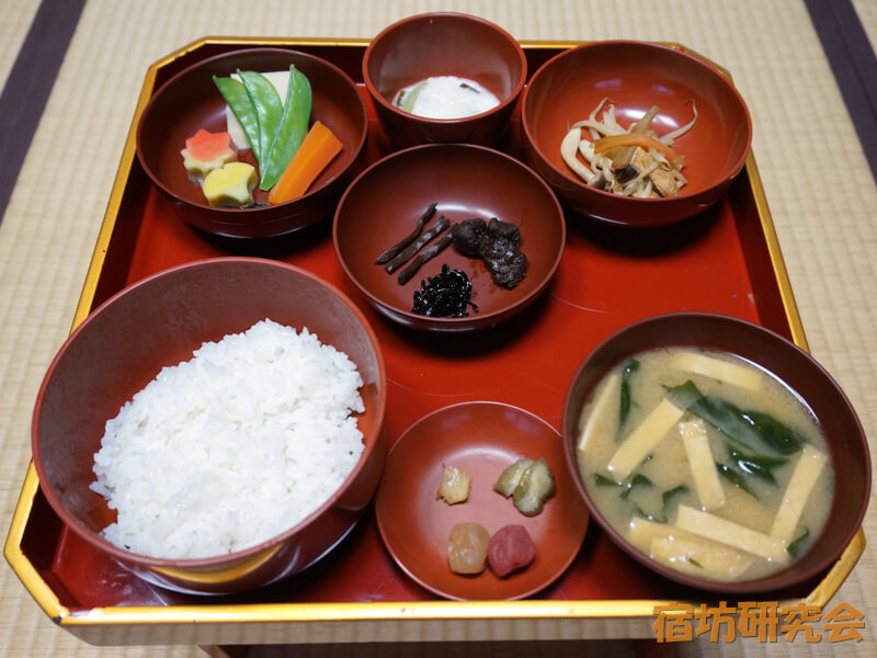 永平寺の朝食