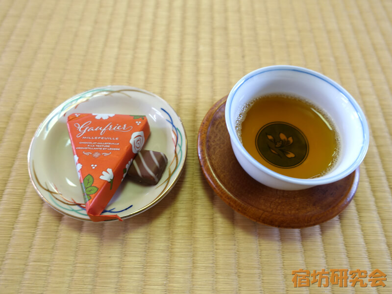 禅居庵でのお茶とお菓子