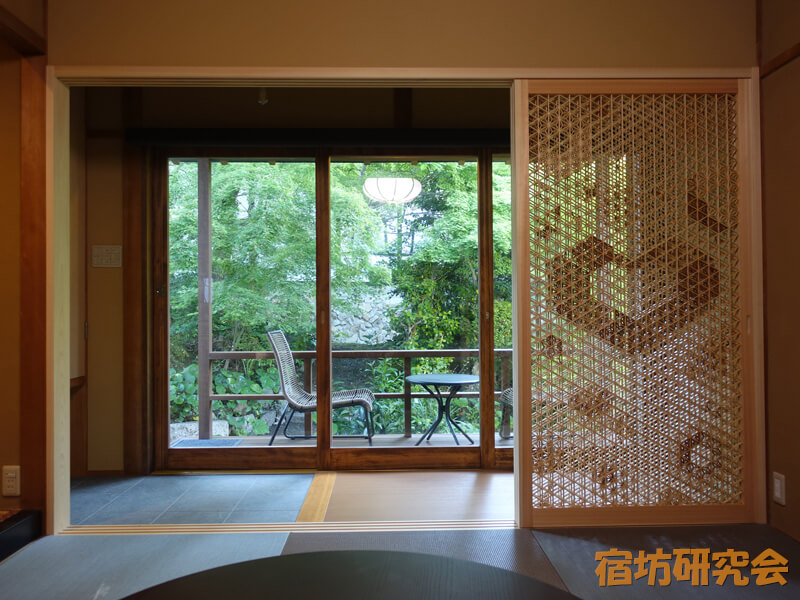 金光院の組子格子戸と庭園