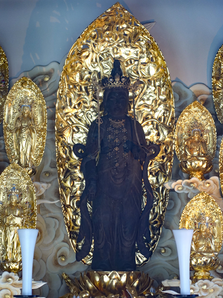 兵庫・専念寺の十一面観音菩薩