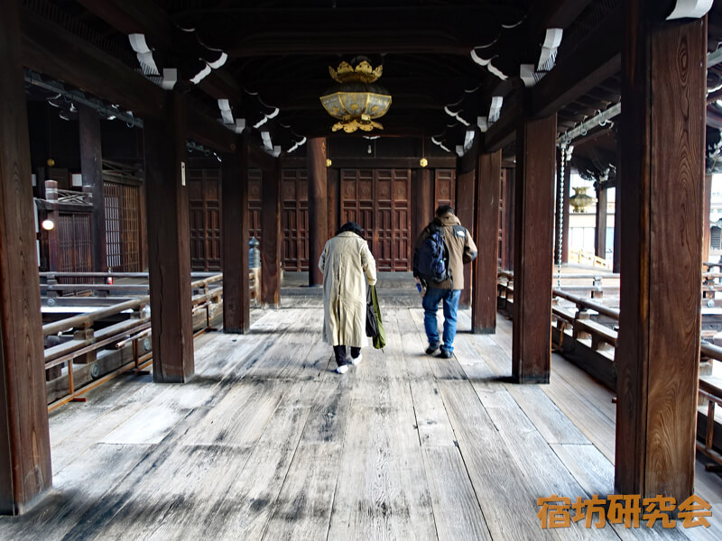 佛光寺の渡り廊下